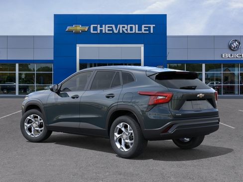 New 2026 Chevrolet Trax LS image 27