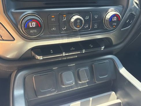 Used 2017 Chevrolet Silverado 1500 LTZ Z71 AWD/4WD image 22