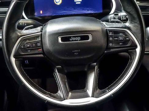 Used 2021 Jeep Grand Cherokee L Laredo AWD/4WD image 19