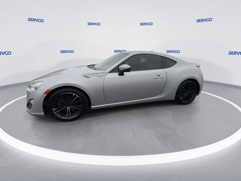 Used 2013 Scion FR-S RWD image 4