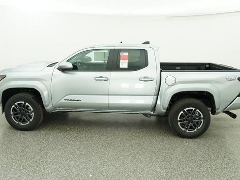 New 2025 Toyota Tacoma TRD Sport image 9