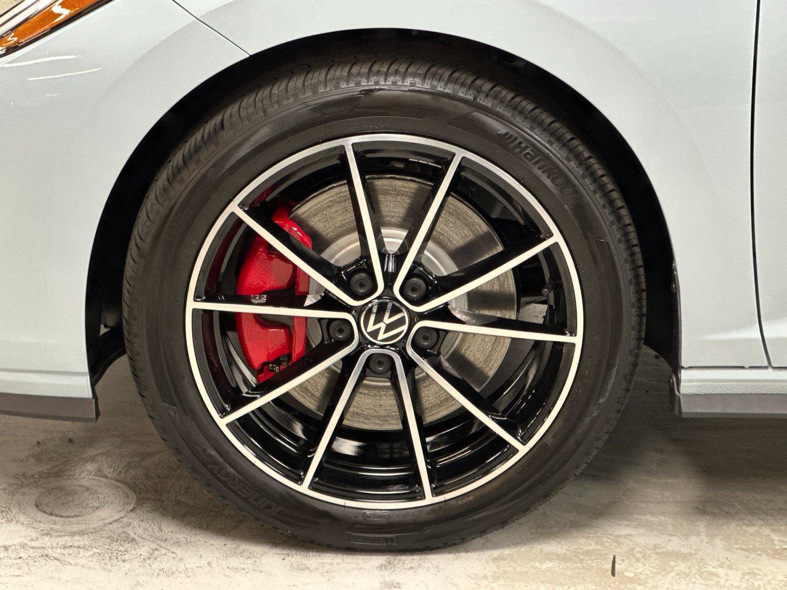 New 2027 Volkswagen Jetta GLI Autobahn FWD image 23