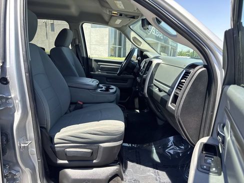 Used 2014 RAM 2500 SLT RWD image 25