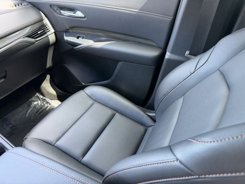 Certified 2023 Cadillac XT4 Sport FWD image 16