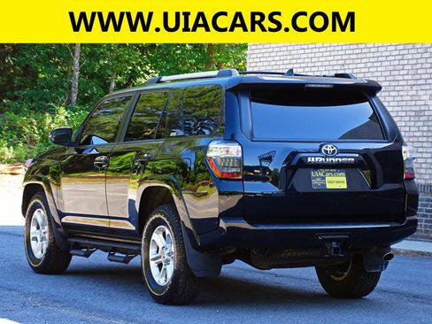 Used 2023 Toyota 4Runner SR5 Premium w/ Moonroof Package RWD image 7