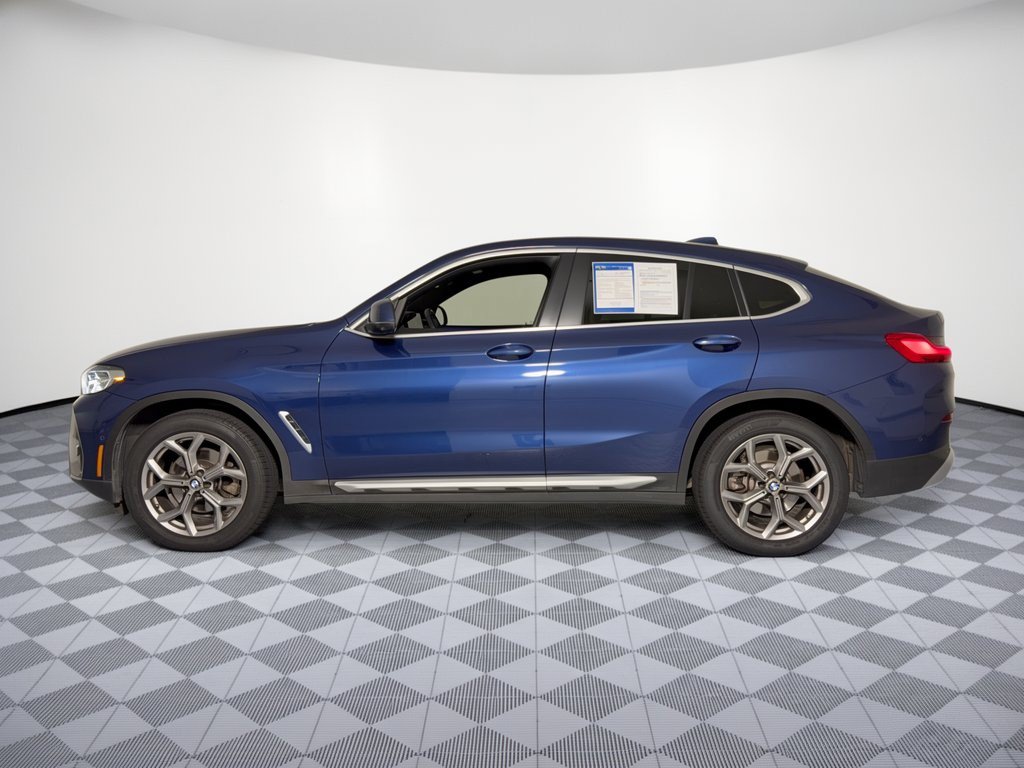 Used 2024 BMW X4 xDrive30i w/ Premium Package AWD/4WD image 2