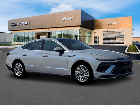 New 2026 Hyundai Sonata SEL FWD image 10