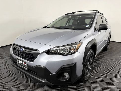 Used 2022 Subaru Crosstrek 2.5i Sport w/ Moonroof Package AWD/4WD image 3