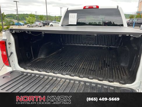 Used 2018 Chevrolet Silverado 1500 LT w/ All Star Edition AWD/4WD image 18