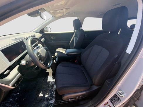 Used 2024 Hyundai Ioniq 5 SEL AWD/4WD image 13