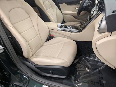 Used 2019 Mercedes-Benz C 300 4MATIC Sedan image 28