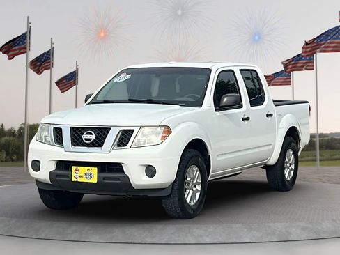 Used 2016 Nissan Frontier SV RWD image 3