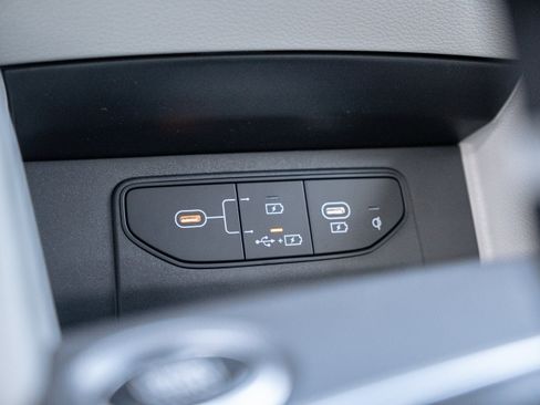 New 2026 Kia Sportage EX image 25