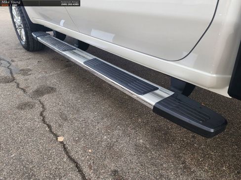 Used 2020 GMC Sierra 2500 Denali w/ Denali Ultimate Package image 9