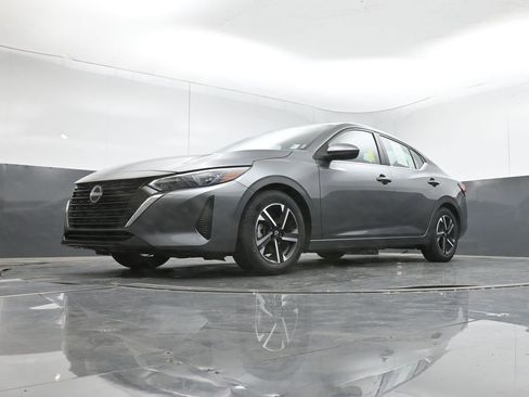 Used 2024 Nissan Sentra SV image 38