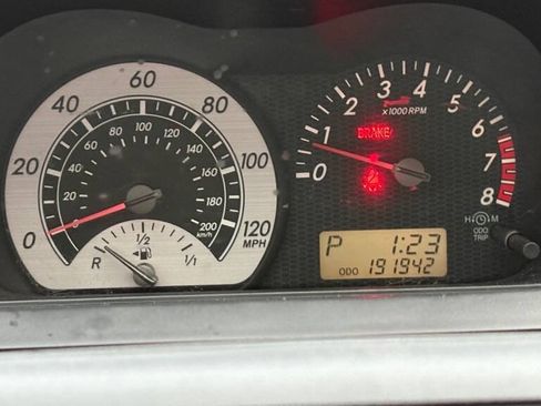Used 2006 Scion xA FWD image 12