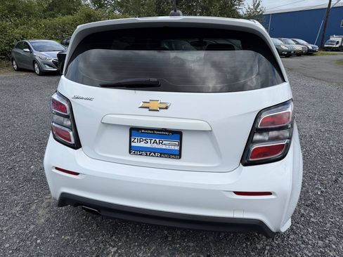 Used 2017 Chevrolet Sonic LT FWD image 4