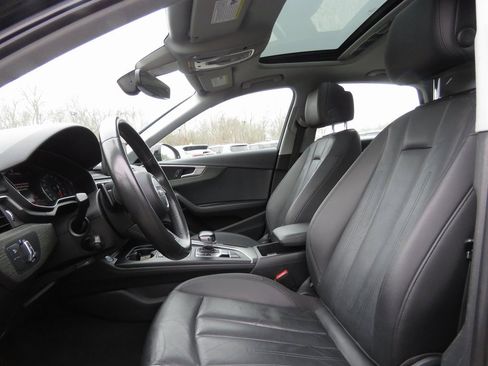 Used 2019 Audi A4 2.0T Premium image 10
