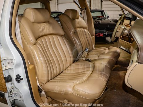 Used 1992 Buick Roadmaster Estate image 65