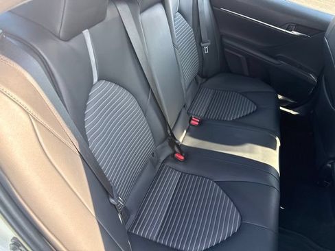 Used 2023 Toyota Camry SE w/ Convenience Package FWD image 18