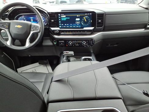 Certified 2024 Chevrolet Silverado 1500 LTZ w/ LTZ Premium Package image 10
