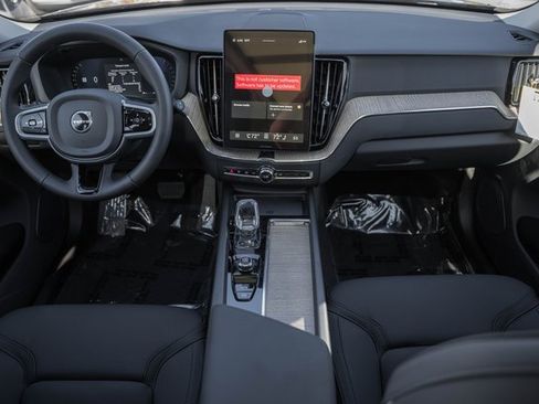 New 2026 Volvo XC60 B5 Plus w/ Protection Package Premier image 19