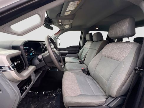 Used 2024 Ford F250 XLT w/ FX4 Off-Road Package image 19