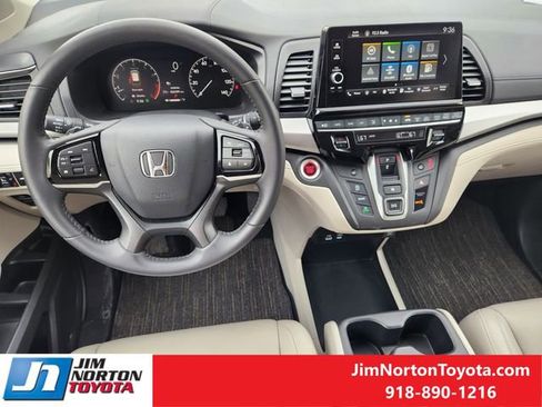 Used 2025 Honda Odyssey EX-L image 27
