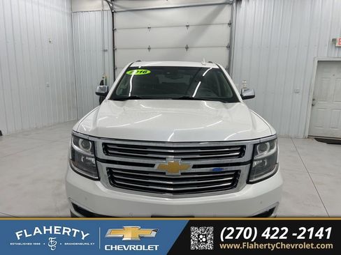 Used 2016 Chevrolet Suburban LTZ image 7