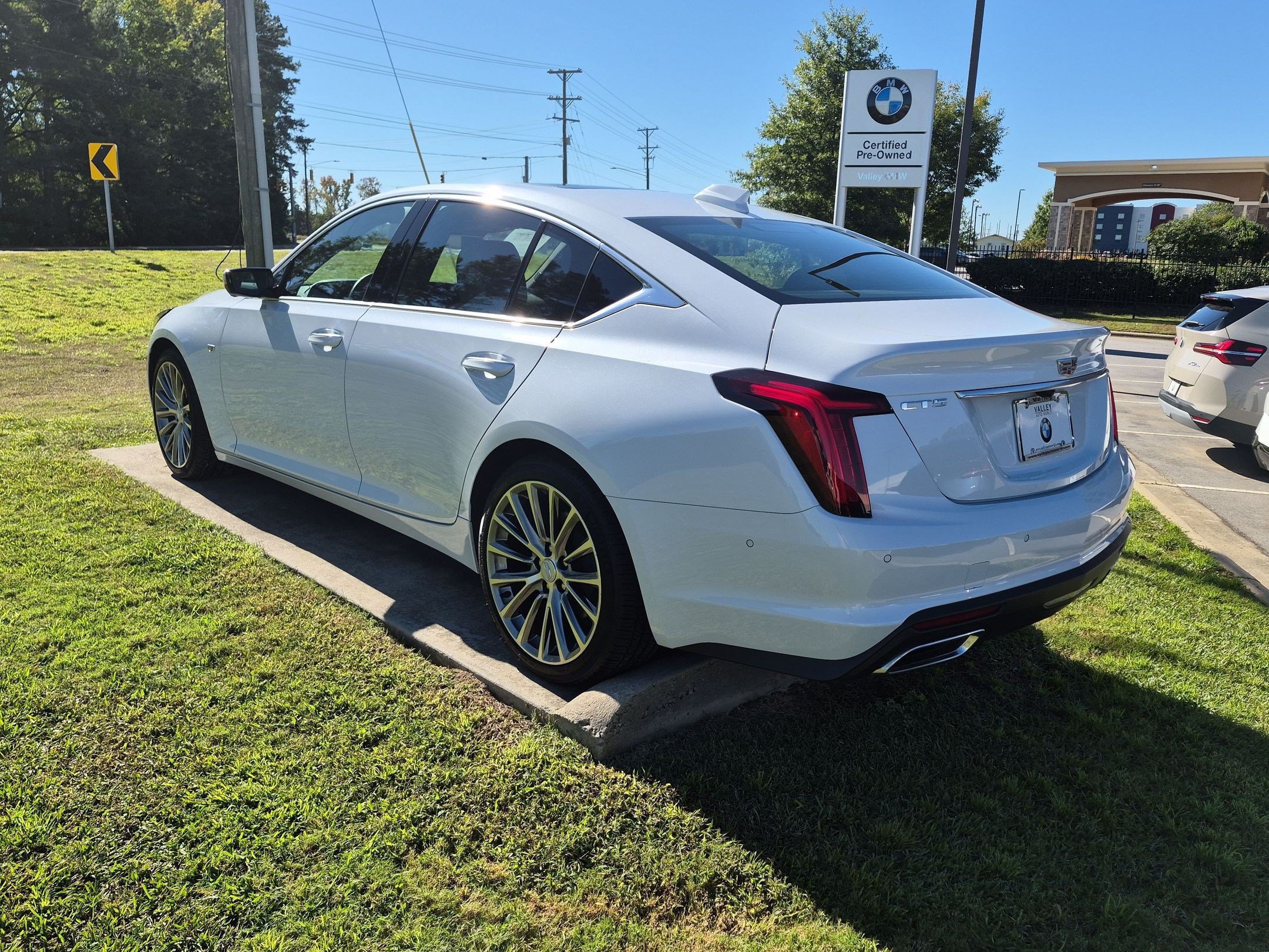 Used 2026 Cadillac CT5 Premium Luxury RWD image 5