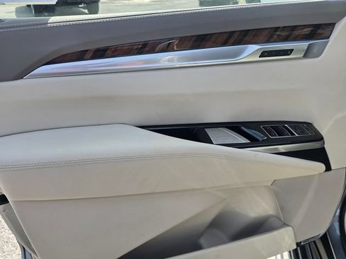 New 2026 Cadillac Escalade Platinum Sport AWD/4WD image 23