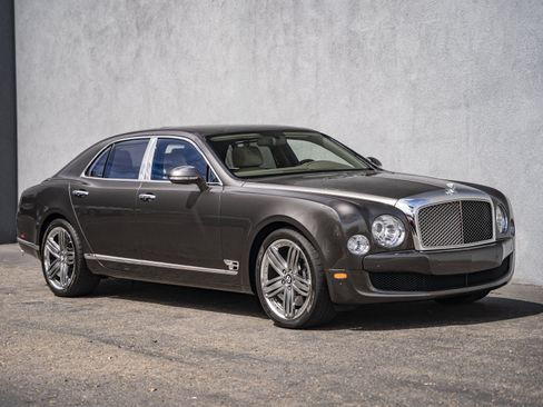 Used 2013 Bentley Mulsanne RWD image 7