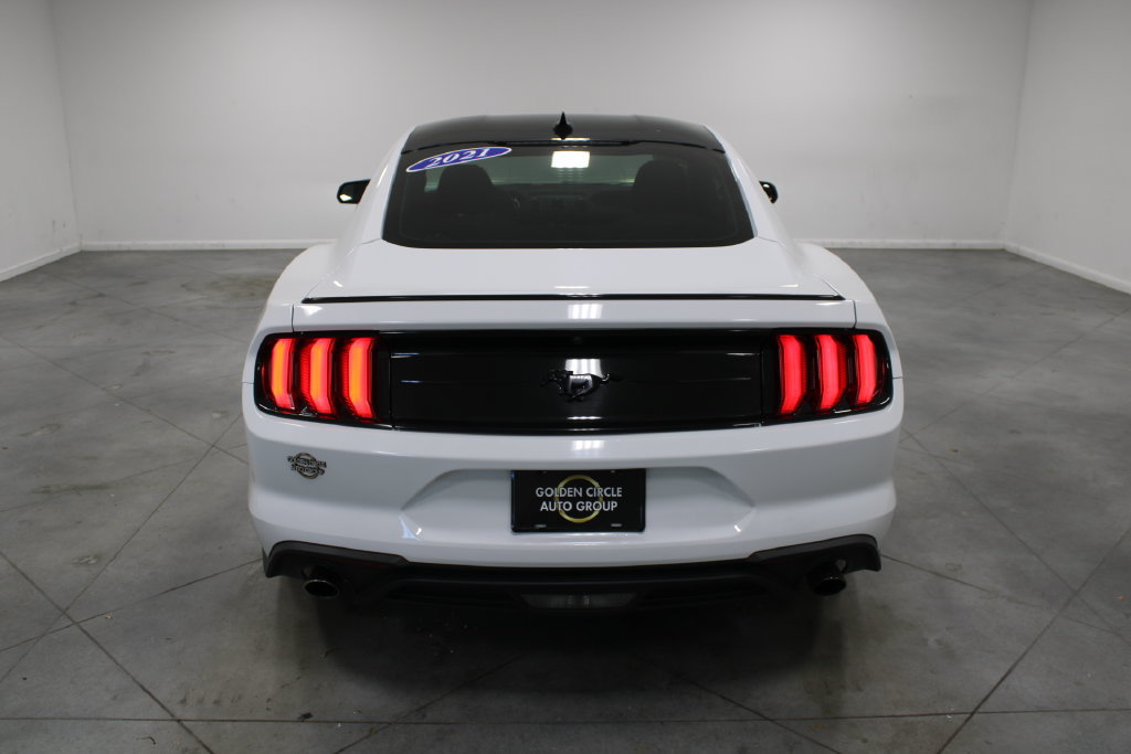 Certified 2021 Ford Mustang Coupe w/ Black Accent Package RWD image 9