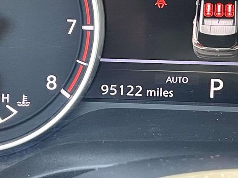 Used 2023 Nissan Rogue SV image 24