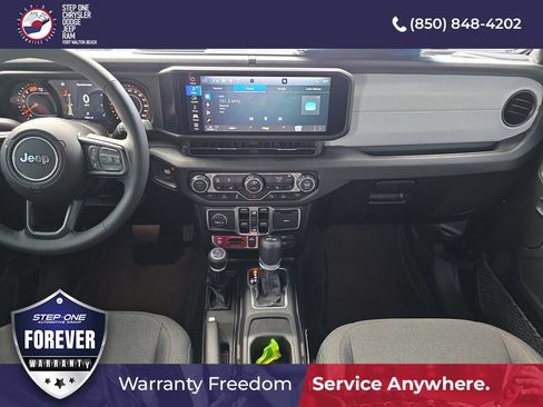 Used 2026 Jeep Wrangler Unlimited Sport AWD/4WD image 15