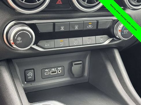 Used 2024 Nissan Sentra SV FWD image 18