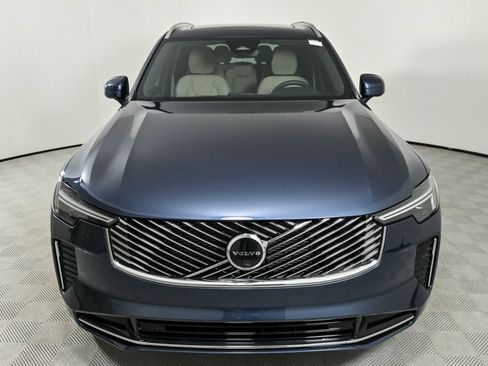 Used 2026 Volvo XC90 B6 Plus w/ Protection Package Premier image 38