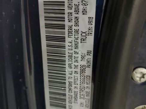 Used 2016 RAM 2500 SLT image 31