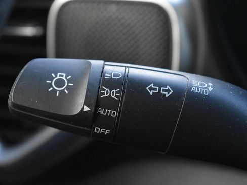 Used 2023 Kia Soul LX w/ LX Technology Package image 21