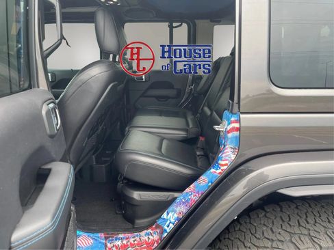 Used 2021 Jeep Wrangler Unlimited Rubicon 4xe w/ Steel Bumper Group AWD/4WD image 10