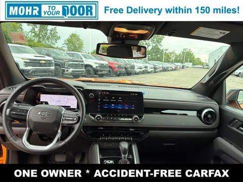 Used 2025 Chevrolet Colorado Z71 AWD/4WD image 38