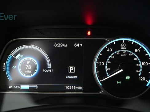 Used 2025 Nissan Leaf S FWD image 7
