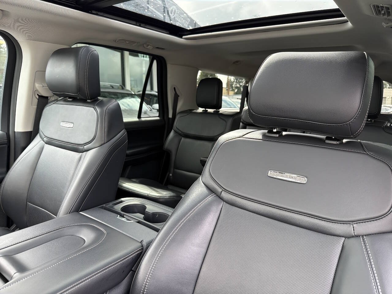 Used 2025 Ford Expedition Max Platinum AWD/4WD image 42