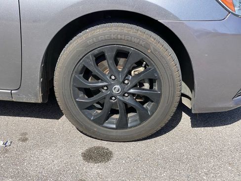 Used 2018 Nissan Sentra S w/ S Midnight Style Package FWD image 5