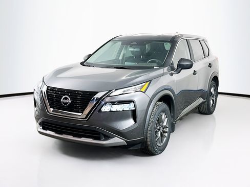 Used 2023 Nissan Rogue S FWD image 3