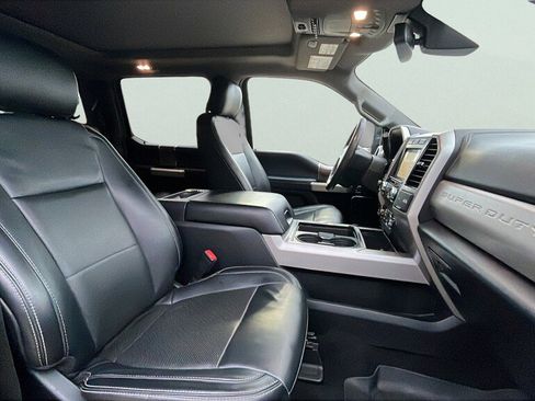 Used 2019 Ford F350 Lariat w/ Lariat Ultimate Package image 21