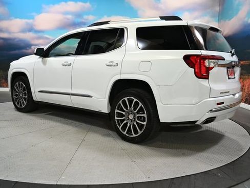 Used 2023 GMC Acadia Denali AWD/4WD image 6