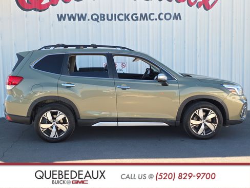 Used 2019 Subaru Forester Touring image 10
