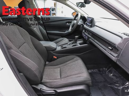 Used 2023 Honda Accord EX image 24