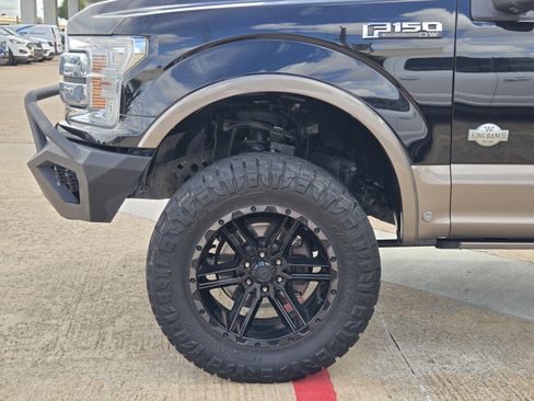 Used 2018 Ford F150 King Ranch w/ Equipment Group 601A Luxury AWD/4WD image 5